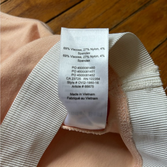 Sunday Best Aritzia Peach Crop Top - Picture 5 of 7